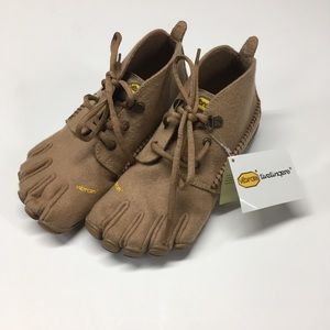 Vibram | Shoes | Vibram Fivefingers Cvt 